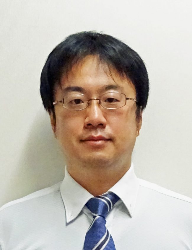 小林 只